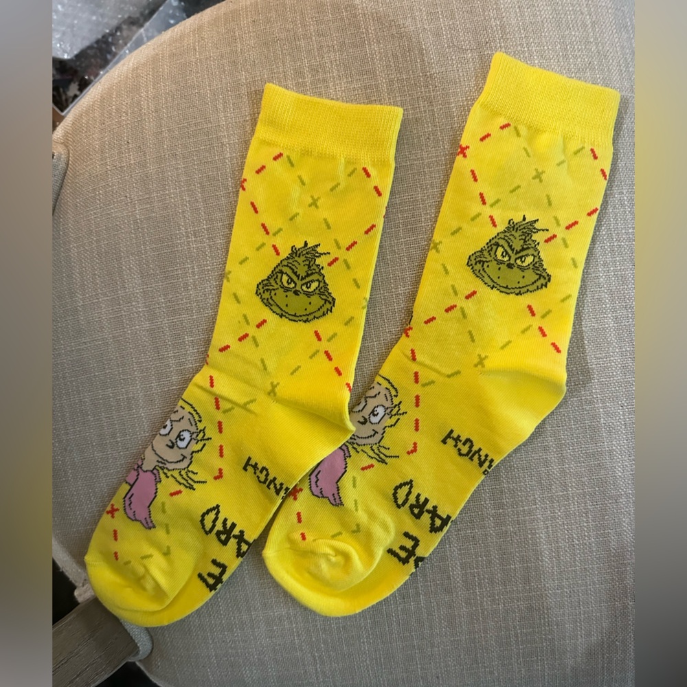 McDonald’s 2025 Yellow Grinch Socks - Picture 2 of 3